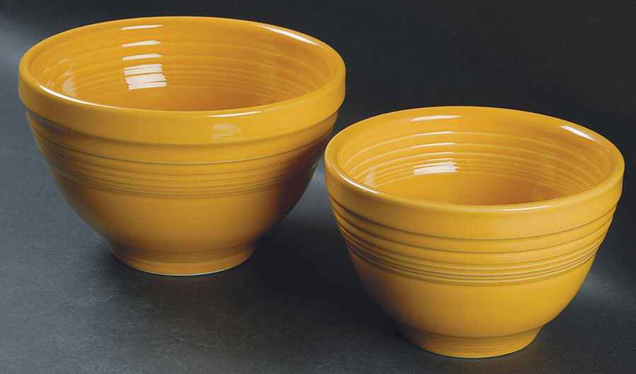 Fiesta Marigold (Intro 2008, 75th Anniversary) 2 Piece Prep Bowl Set (PREB6, PREB7) by Homer Laughlin -1