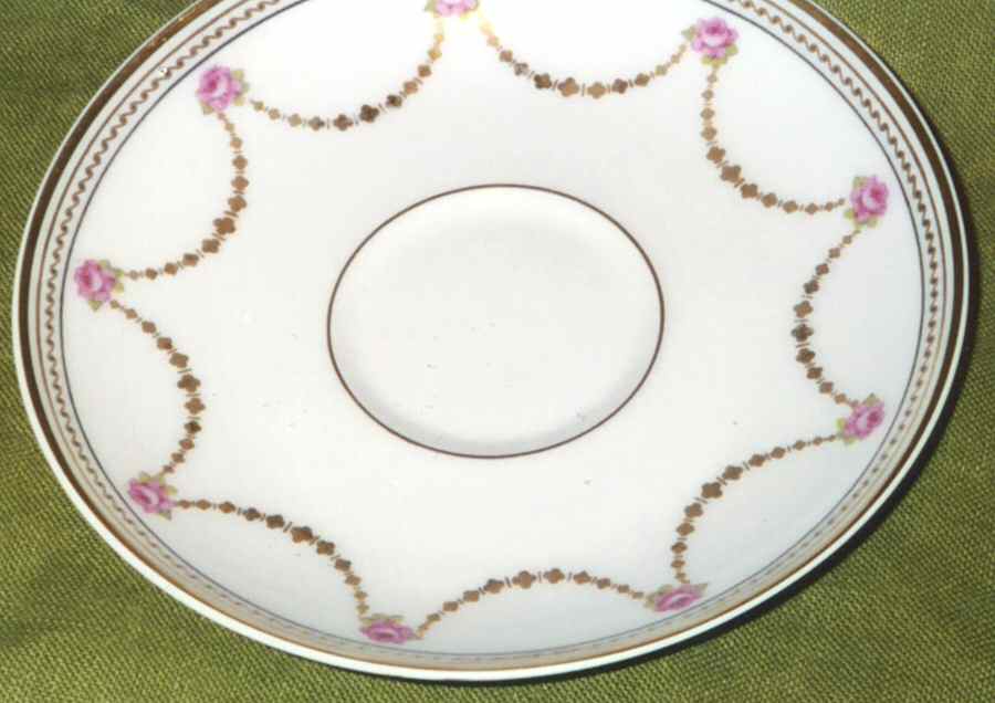H3707 Saucer by Haviland-1