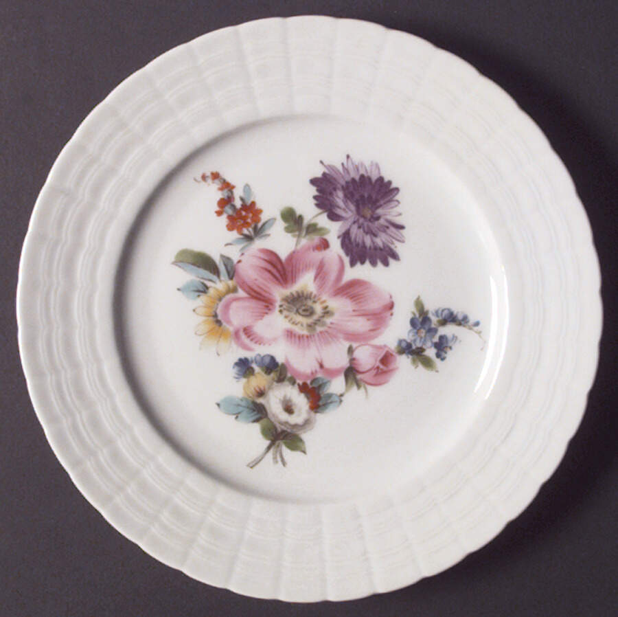 HUT791 Salad Plate by Hutschenreuther-1