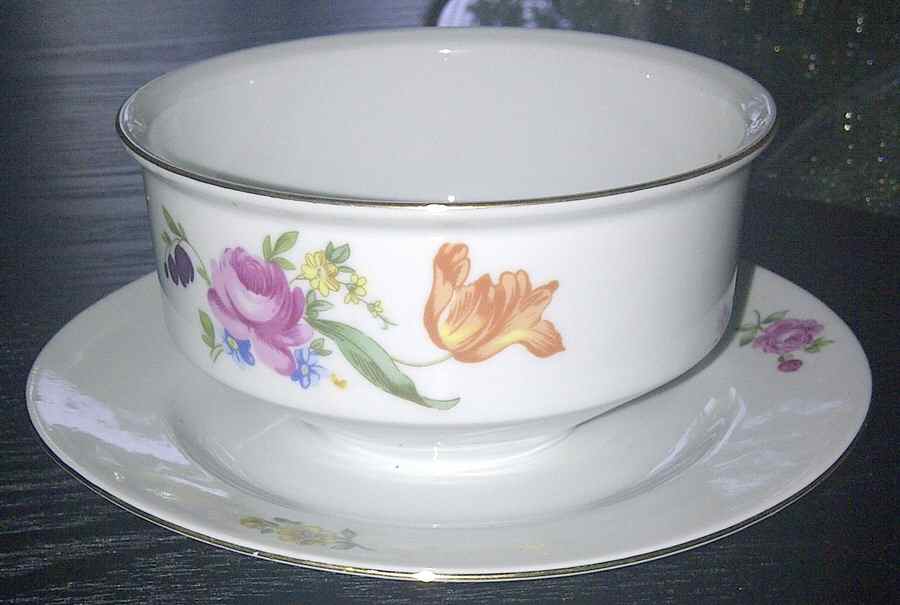 HEP54 Gravy Boat with Attached Underplate by Graf Von Henneberg-1