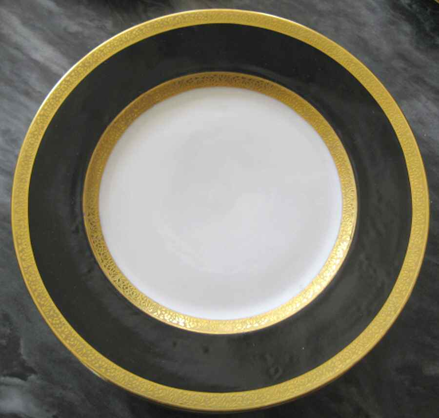 HUT1791 Dinner Plate by Hutschenreuther-1
