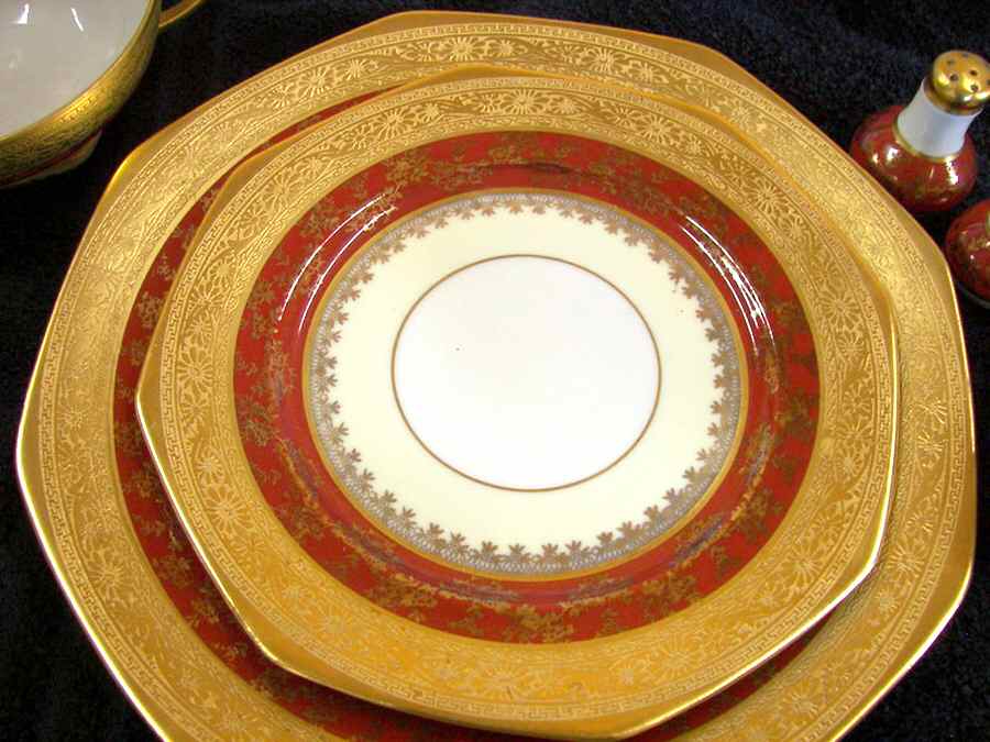 HUT1794 Salad Plate by Hutschenreuther-1
