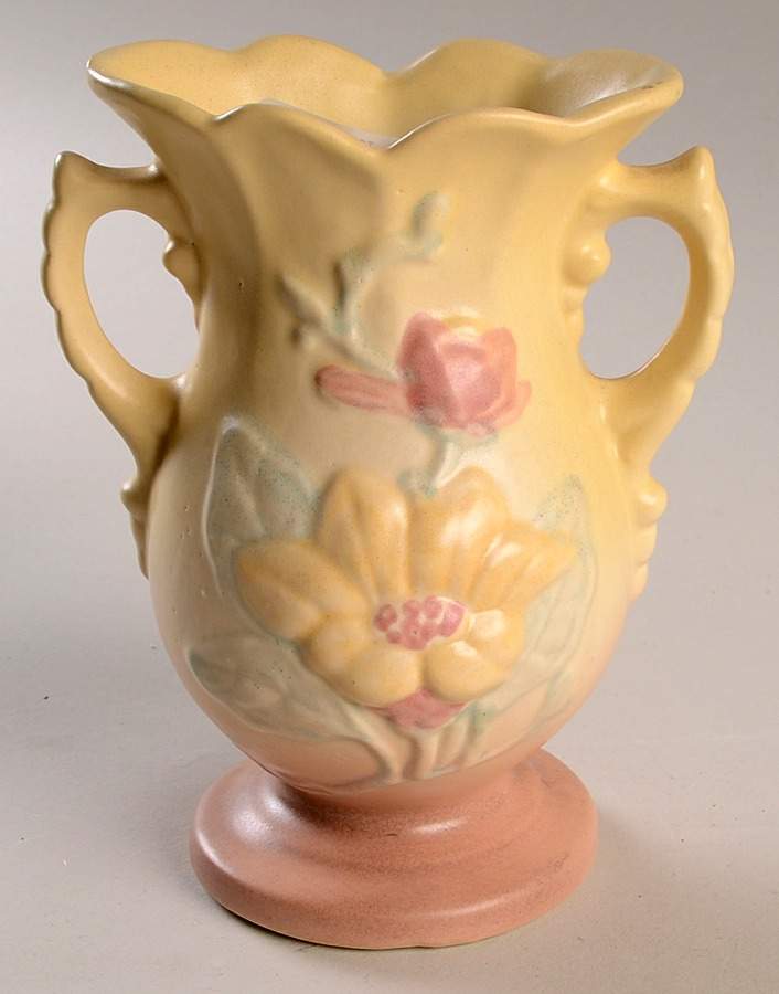 Magnolia (Matte) 6" Vase by Hull-1