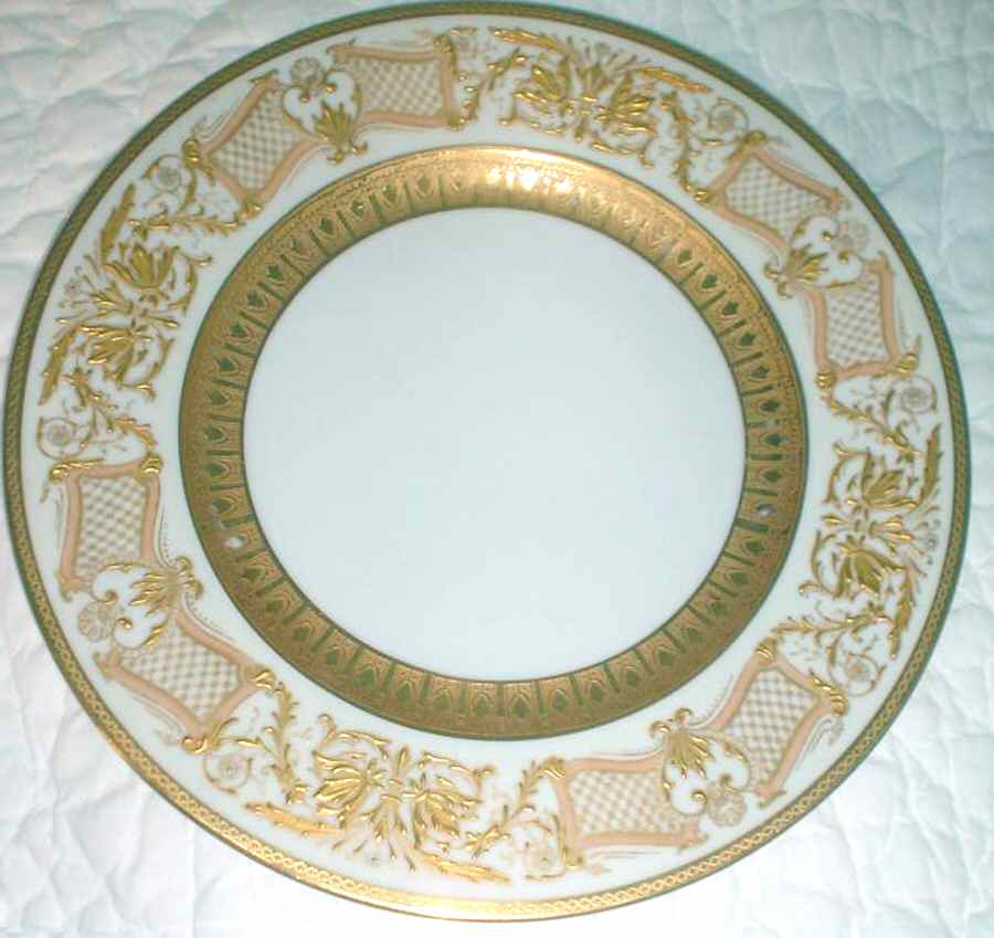 HUT1800 Dinner Plate by Hutschenreuther-1