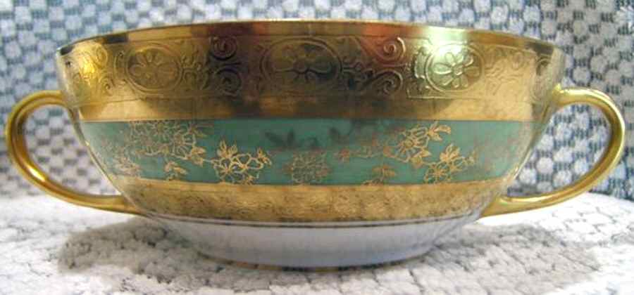 HUT1813 Flat Cream Soup Bowl by Hutschenreuther-1