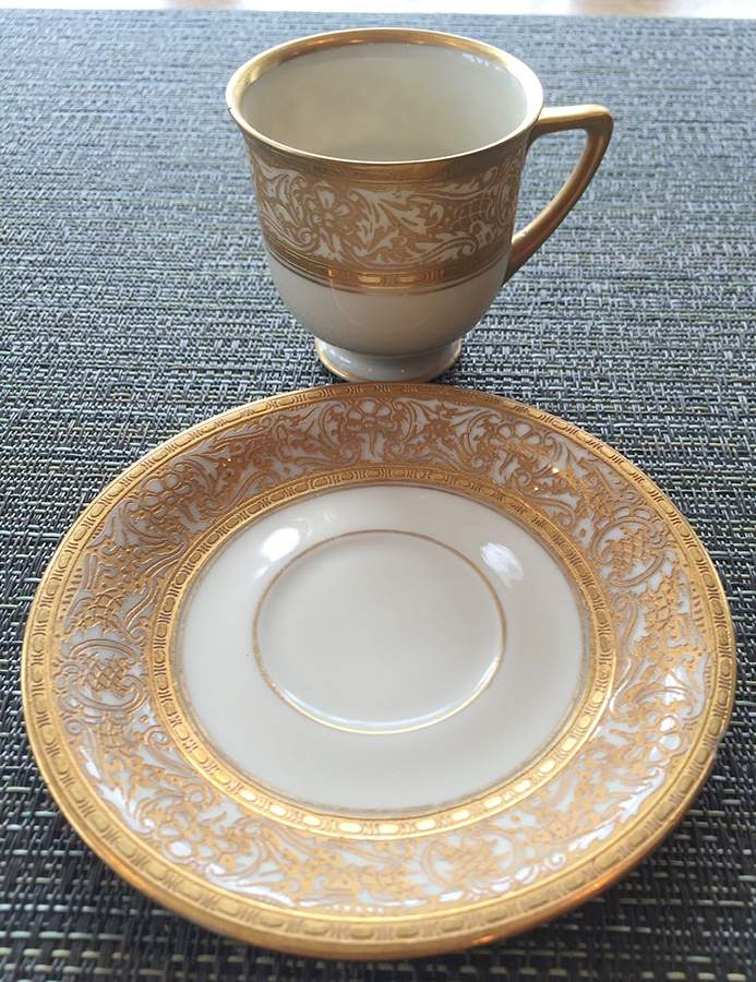 HC1120 Footed Demitasse Cup & Saucer Set by Heinrich - H&C-1