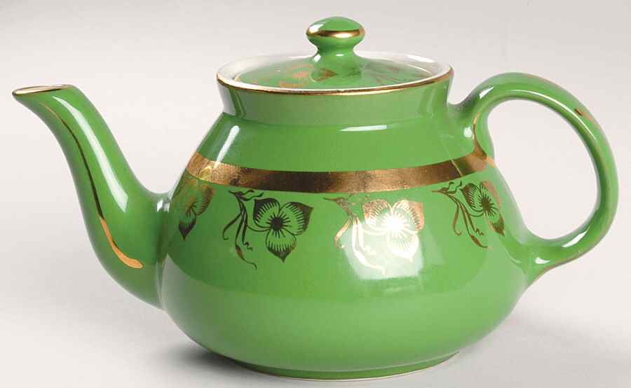 Teapots By Hall (Non-Pattern) 6-8 Cup Small New York Teapot & Lid by Hall-1