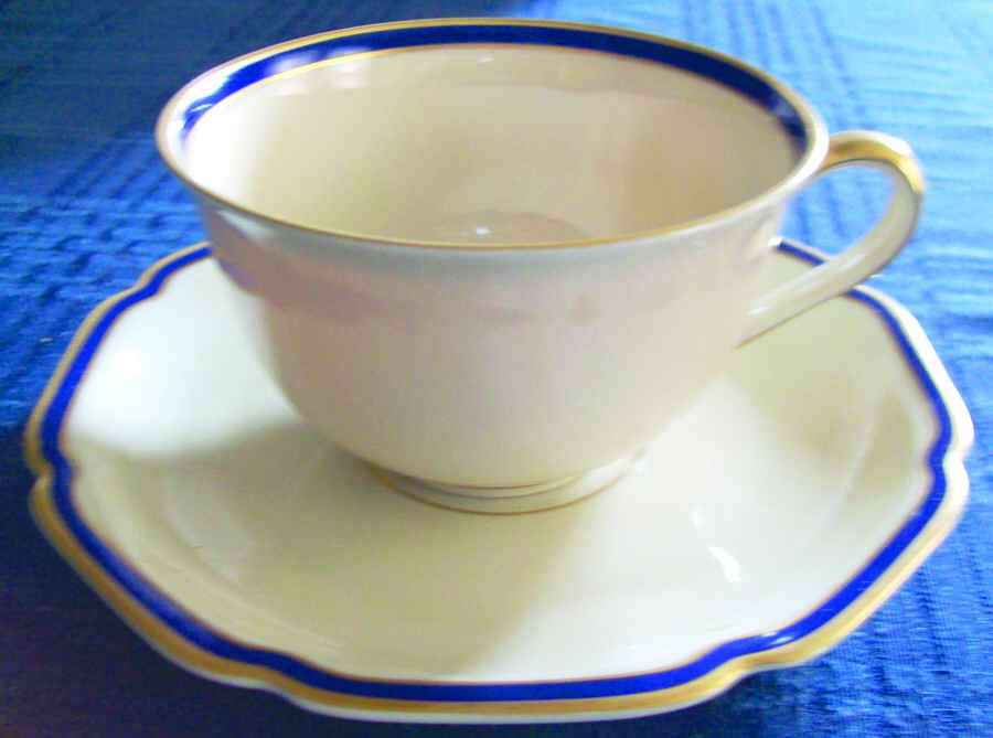 75553 Flat Cup & Saucer Set by Heinrich - H&C-1
