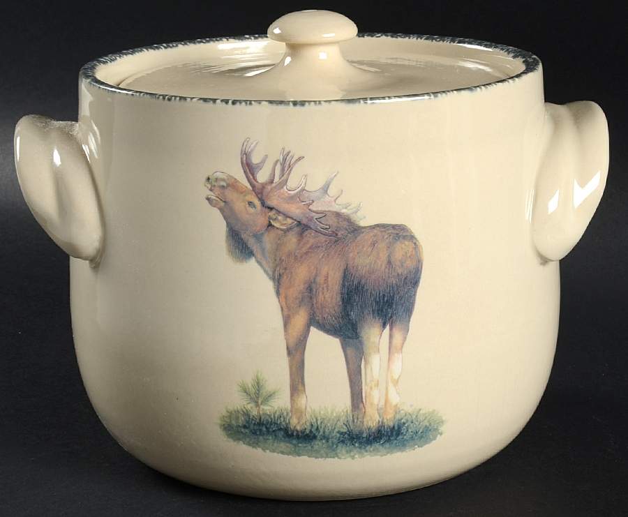 Northwoods Bean Pot & Lid by Home & Garden Party-1