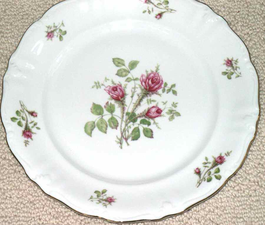 Moss Rose Dinner Plate by Heinrich - H&C-1