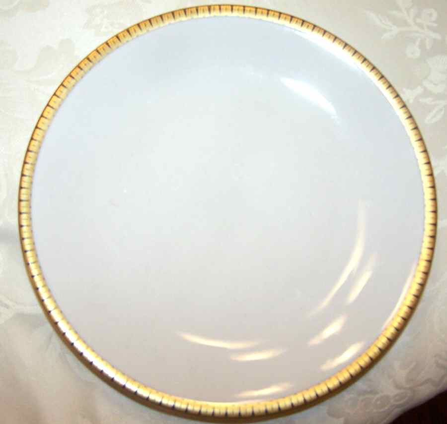 2344 Dinner Plate by Hutschenreuther-1