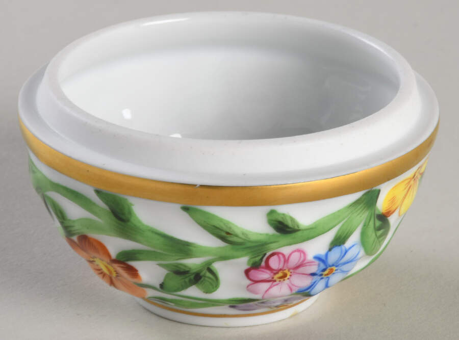 Giftware 2" Round Box No Lid by Herend-1