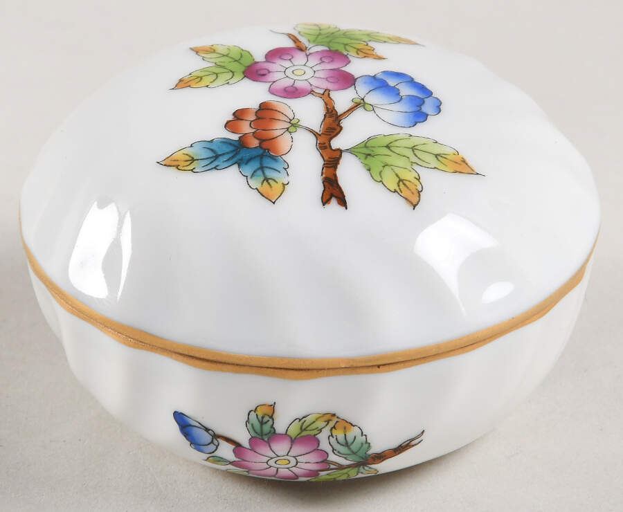 Giftware Ring Box & Lid by Herend-1