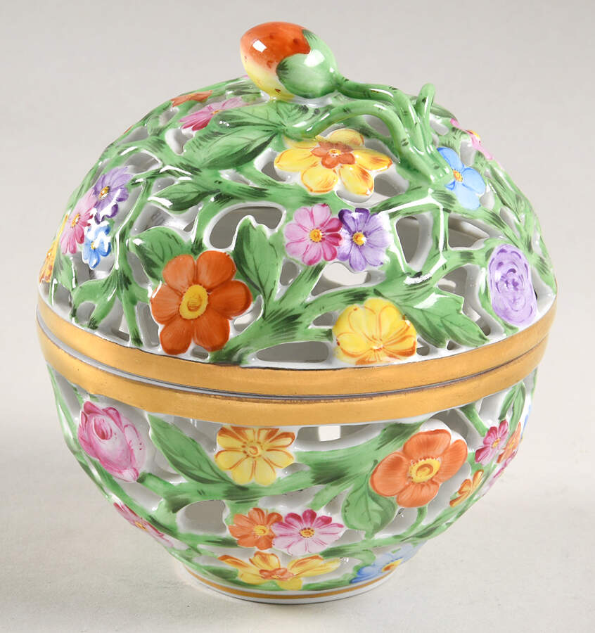 Giftware 3" Round Box & Lid by Herend-1