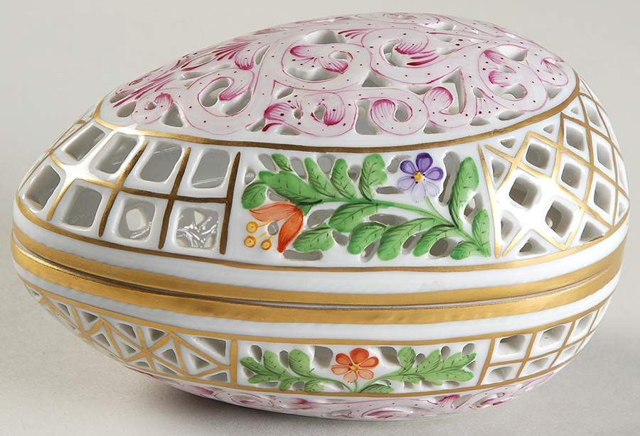 Giftware 4" Egg Box & Lid by Herend-1