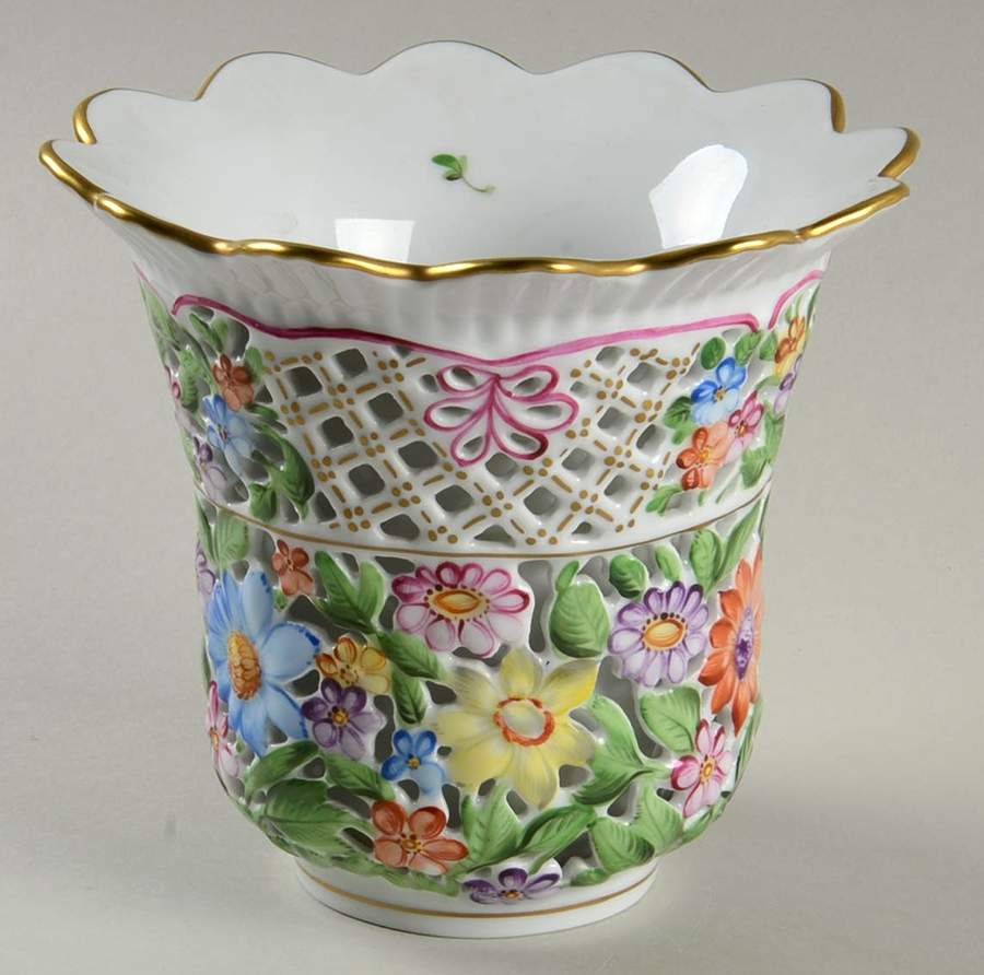 Giftware 4" Pierced Vase by Herend-1