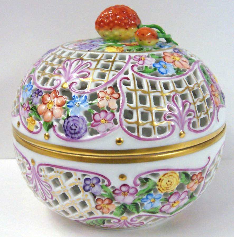 Giftware 5" Round Box & Lid by Herend-1
