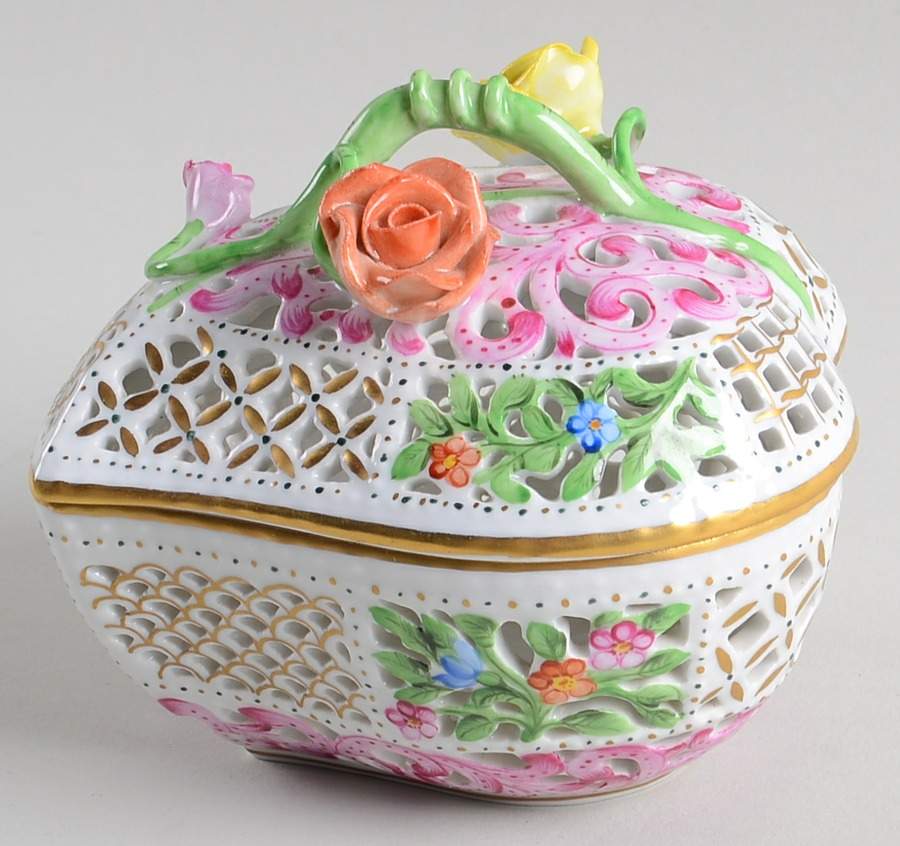 Giftware 4" Heart Shape Bon Bon & Lid by Herend-1