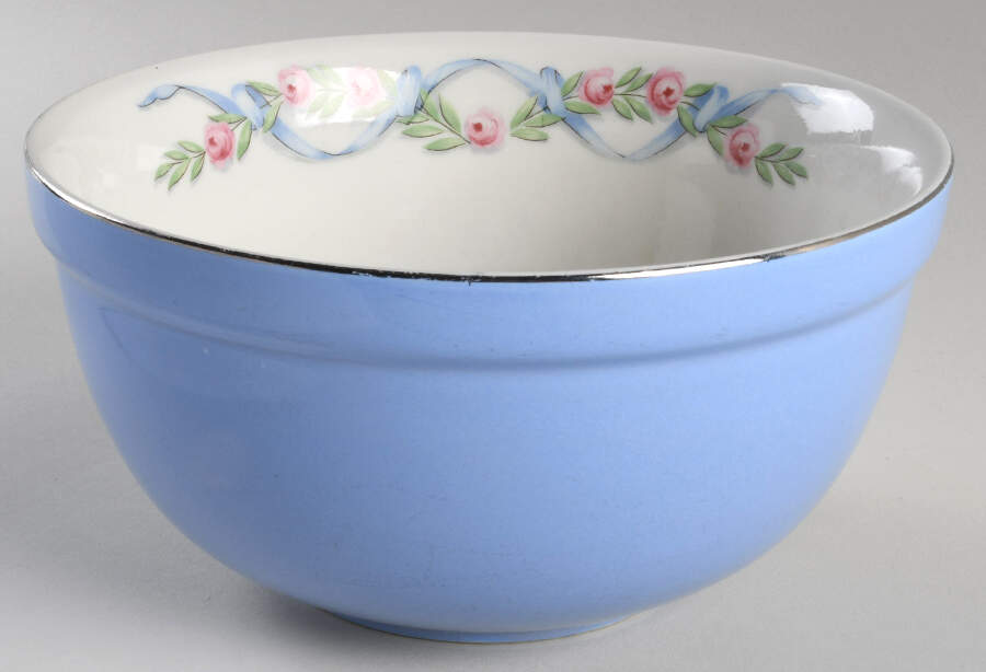 Wildfire (Platinum Trim) 8" Thick Rim Bowl by Hall-1