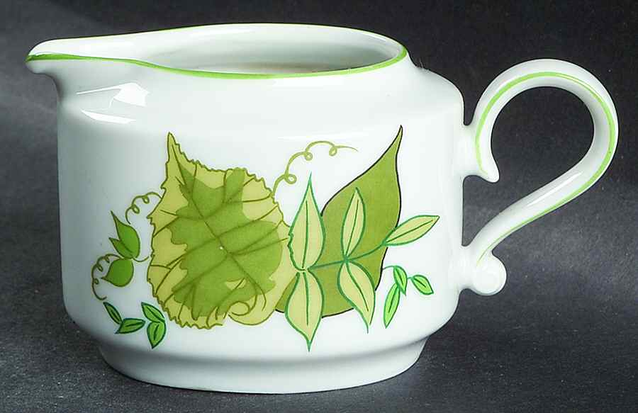 HC1043 Creamer by Heinrich - H&C-1