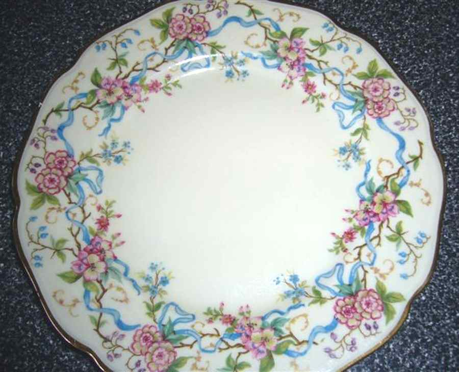 HCZ137 Dinner Plate by Haas-Czjzek Coronado-1