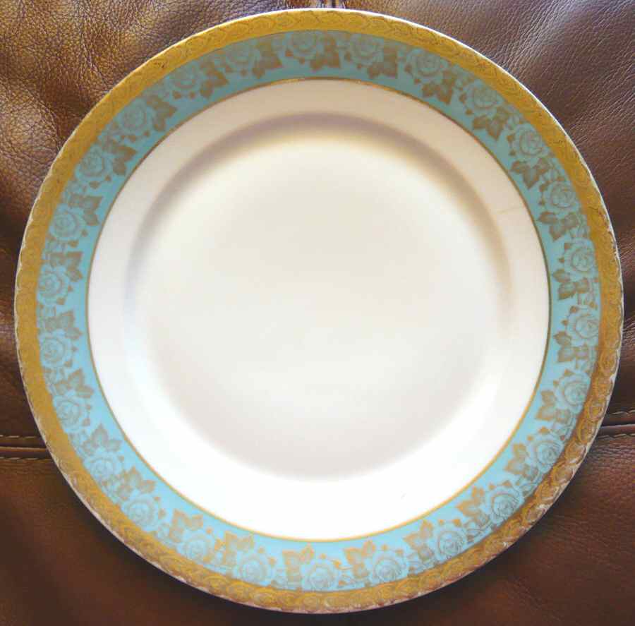 HUT1832 Dinner Plate by Hutschenreuther-1