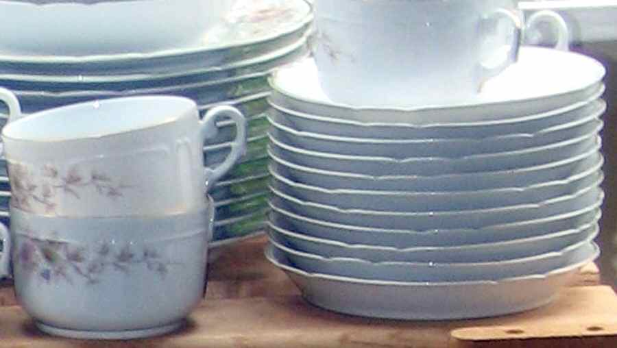 28159 Flat Cup & Saucer Set by Hutschenreuther-1