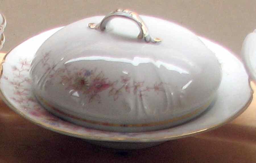 28159 Round Covered Butter by Hutschenreuther-1
