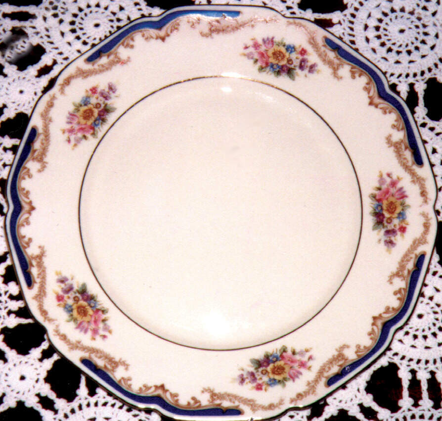 16198 Dinner Plate by Heinrich - H&C-1