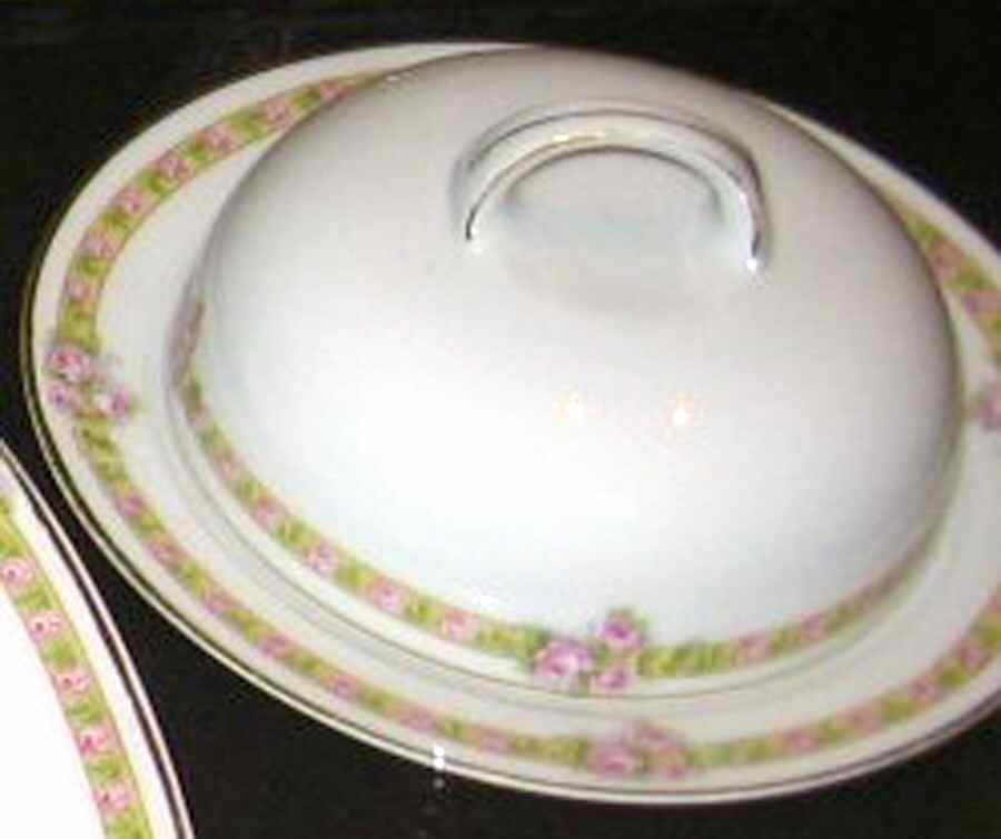 HC1130 Round Covered Butter by Heinrich - H&C-1