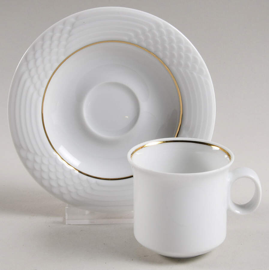 HUT1836 (Gold Verge, No Trim) Flat Demitasse Cup & Saucer Set by Hutschenreuther-1