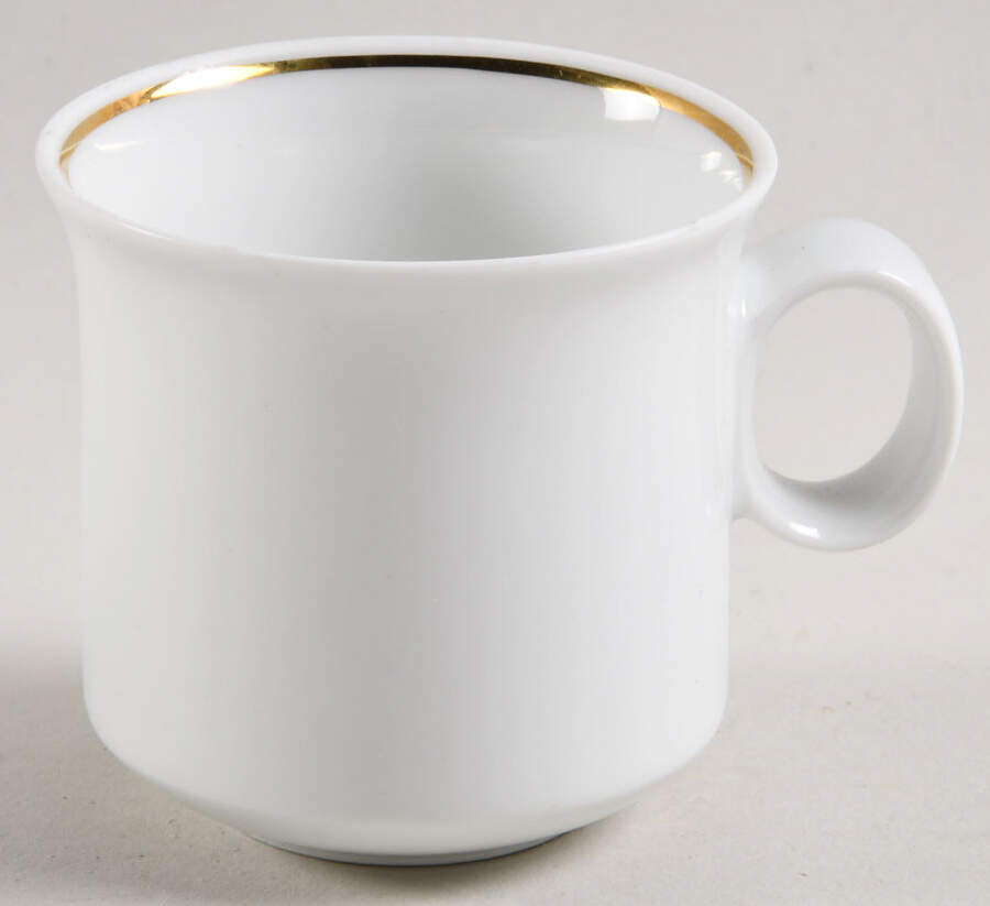 HUT1836 (Gold Verge, No Trim) Flat Demitasse Cup by Hutschenreuther-1