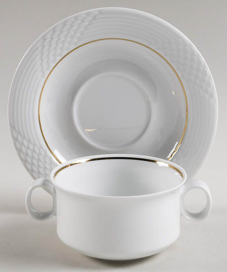 HUT1836 (Gold Verge, No Trim) Flat Cream Soup Bowl & Saucer Set by Hutschenreuther-1