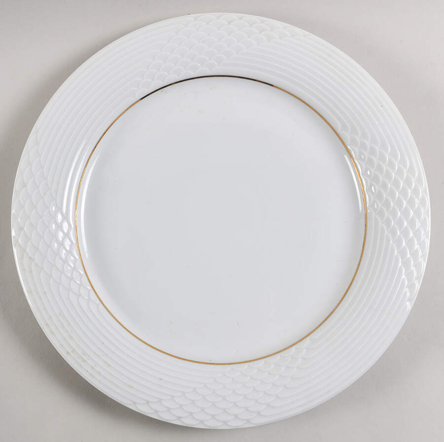 HUT1836 (Gold Verge, No Trim) 12" Chop Plate (Round Platter) by Hutschenreuther-1