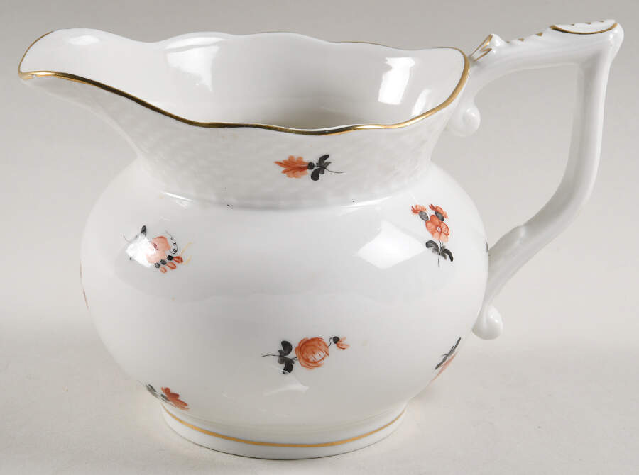 HER67 Oversize Creamer by Herend-1