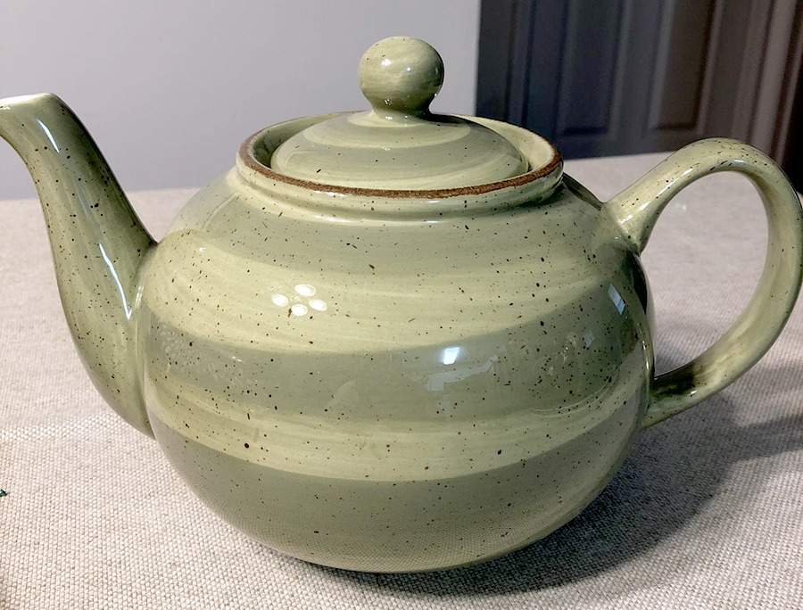 Twist Sage Green Teapot & Lid by Hausenware-1
