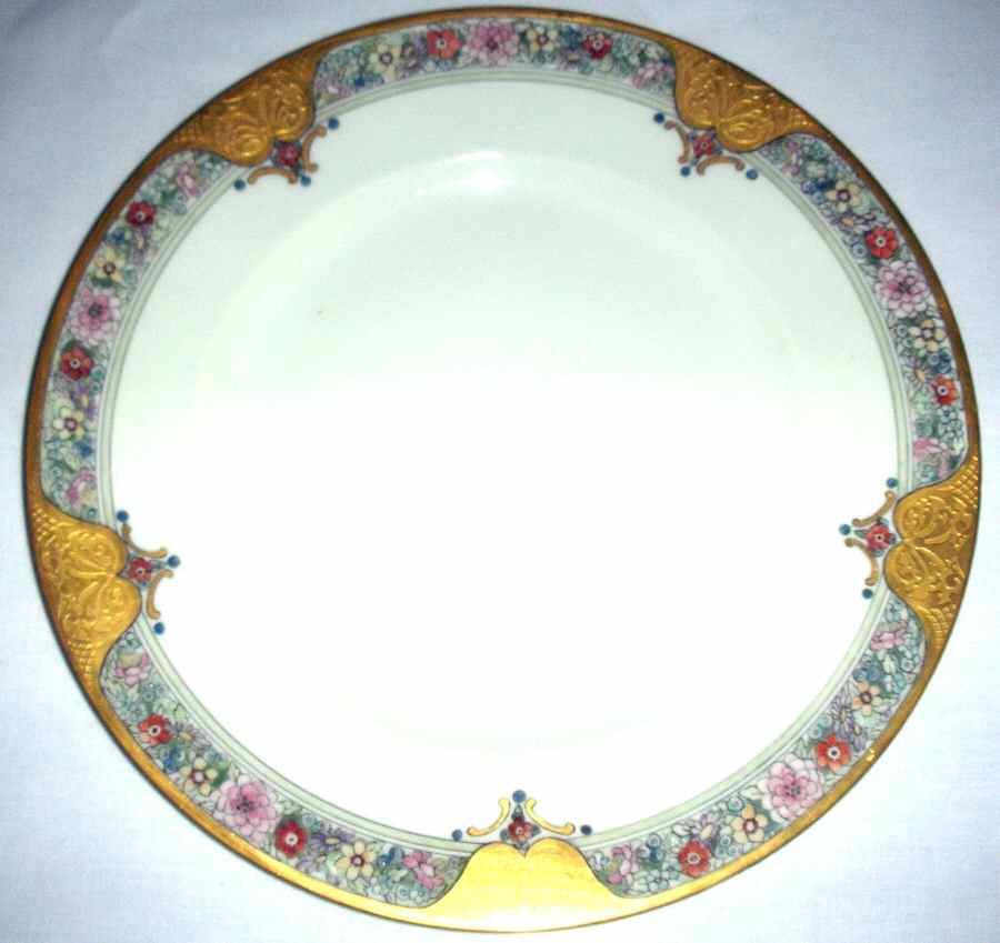HUT1841 Dinner Plate by Hutschenreuther-1