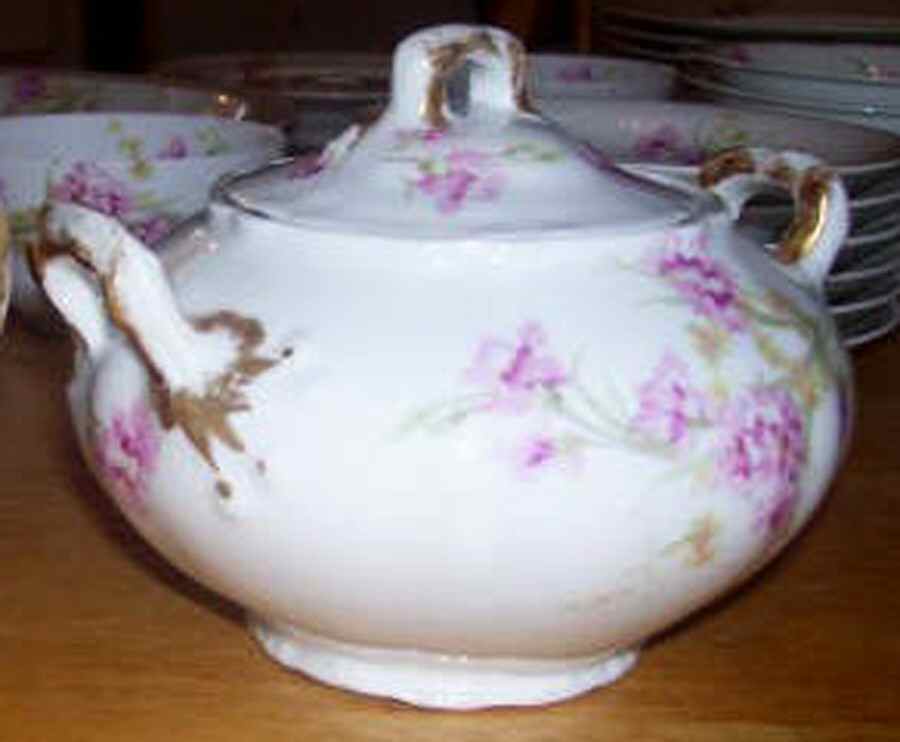 Schleiger 603-8 Sugar Bowl & Lid by Haviland-1