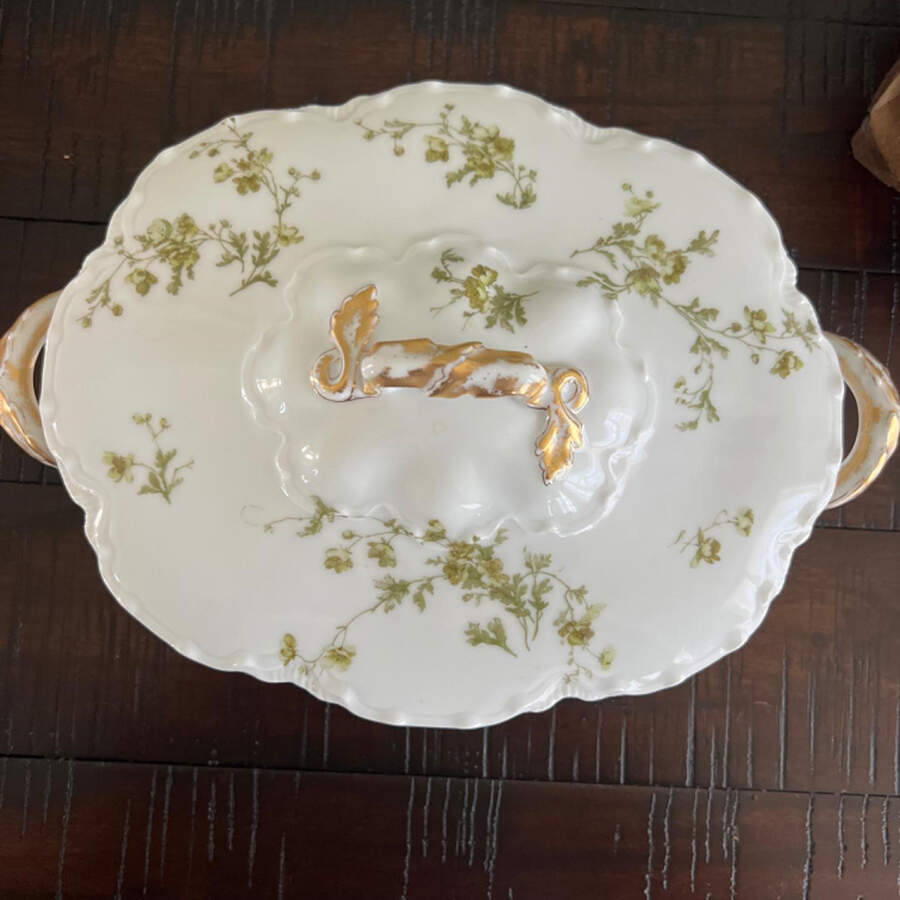 Schleiger 670-8 Oval Covered Vegetable by Haviland-1