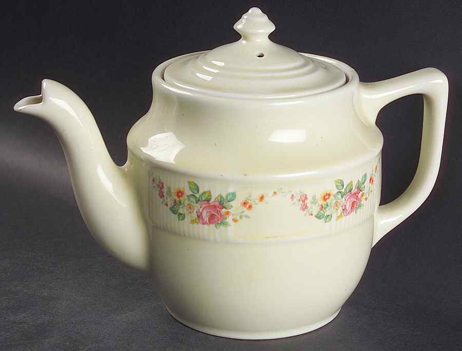 Roses (Shrub Rose Garland) 8 Cup Medallion Coffee Pot & Lid by Hall-1