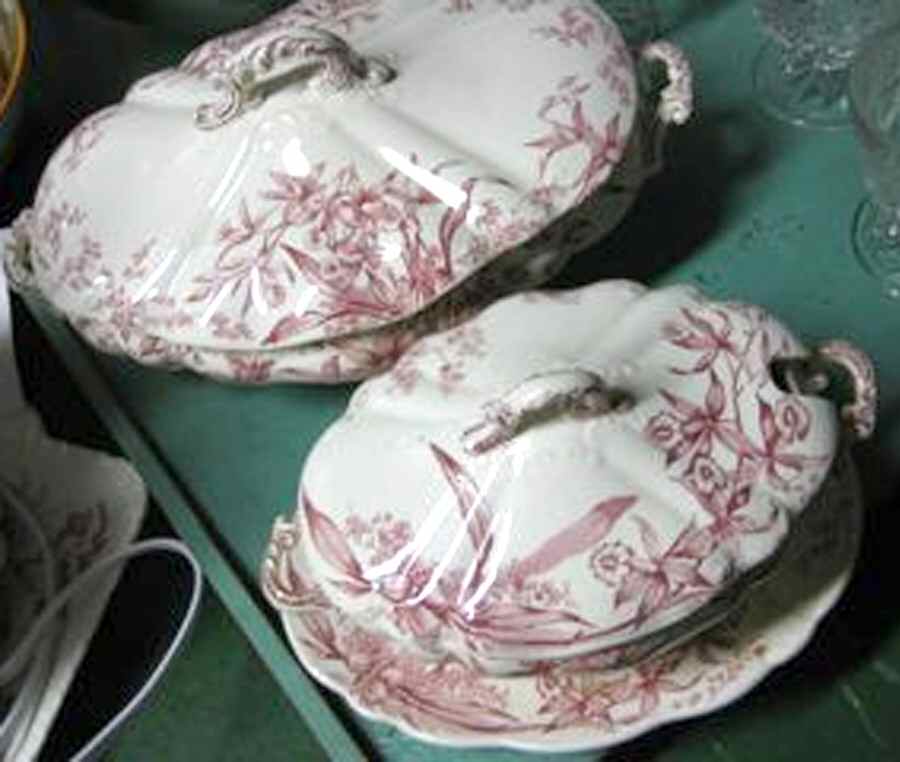 Ormonde Round Covered Vegetable by Hammersley-1