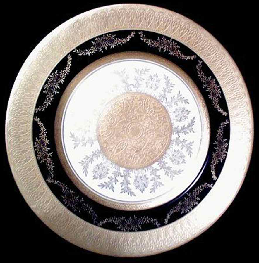 HUT1852 Service Plate (Charger) by Hutschenreuther-1