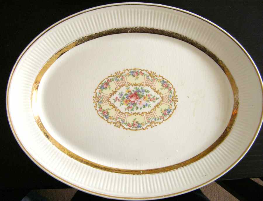 HEQ3 13" Oval Serving Platter by Hermitage-1