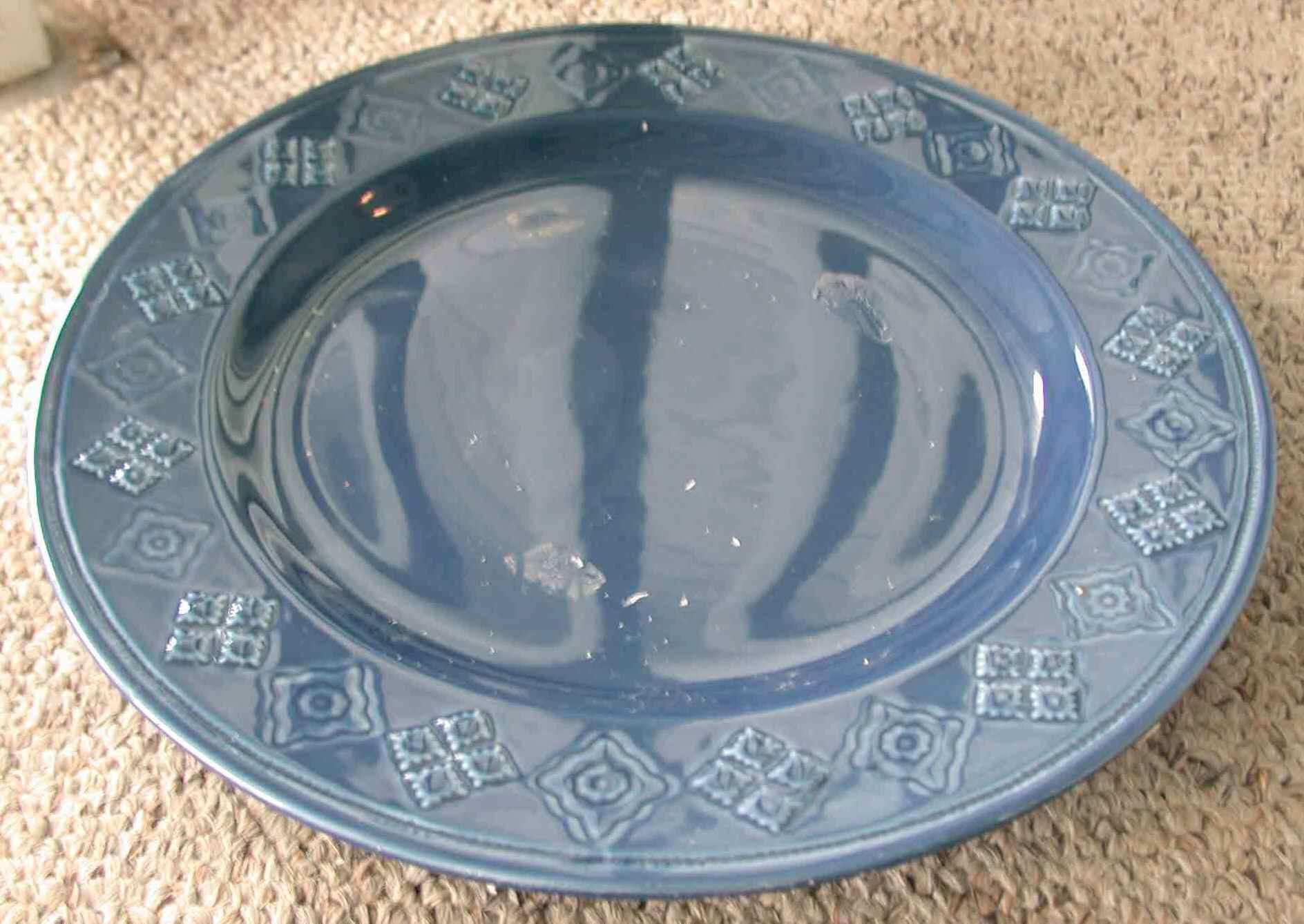 HMQ61 Luncheon Plate by Home-1