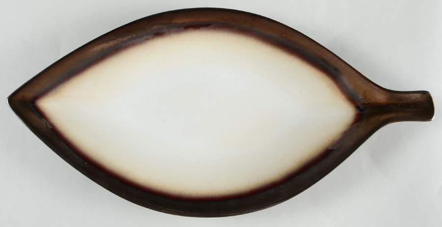 Thira Cream 18" Leaf Shaped Platter by Home-1