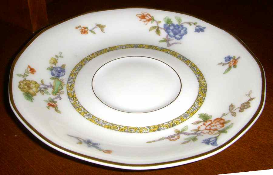 H3807 Saucer by Haviland-1