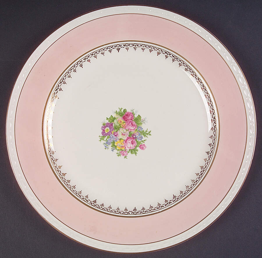 G3314 Dinner Plate by Homer Laughlin -1