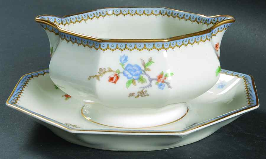 H3826 Gravy Boat with Attached Underplate by Haviland-1