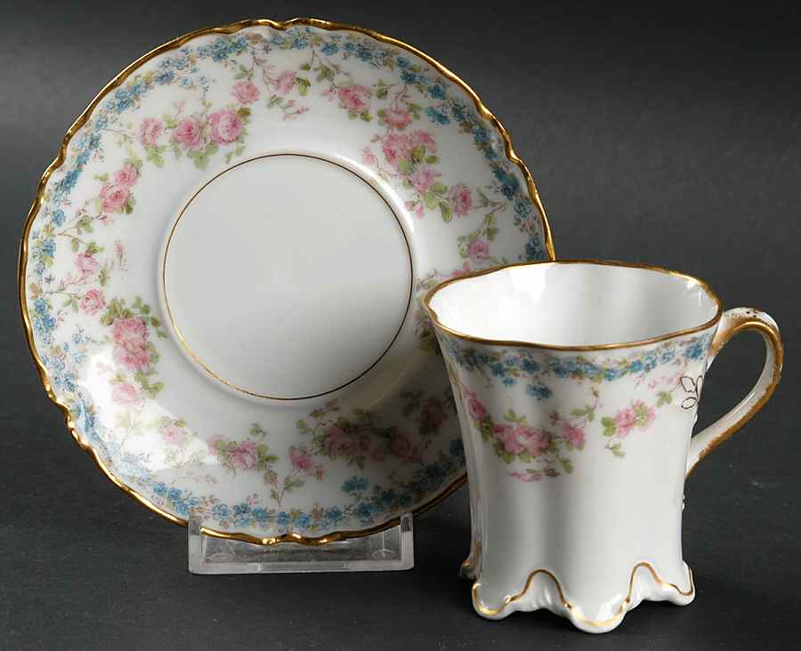 Schleiger 271-4 Flat Demitasse Cup & Saucer Set by Haviland-1