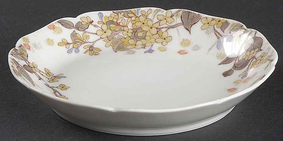 H3882 Saucer by Haviland-1